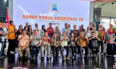Rifli Katili Bahas Kepastian Penganggaran Sekretariat DPRD di Rakernas ASDEPSI