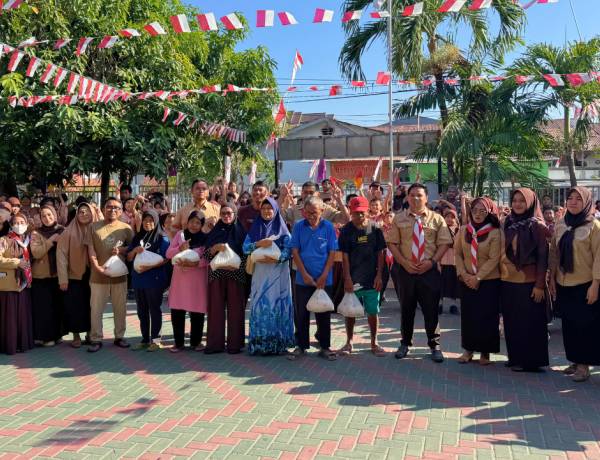 Dari Sekolah untuk Warga, SDN 41 Hulondhalangi Rutin Gelar Jum’at Berkah