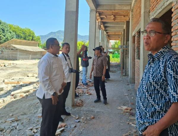 Perjuangan Buka Anggaran Berbuah Asrama, Komisi III Kini Kawal 6 RKB MAN IC