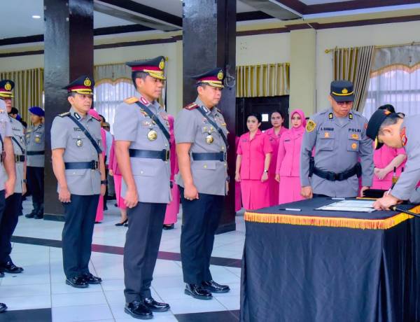 Empat Pejabat Utama Polda Gorontalo Berganti, Simson Zet Ringu Jadi Wakapolda Riau