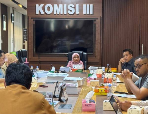 Komisi III DPRD Gorontalo Pertajam APBD 2027, Aspirasi Pesisir hingga UMKM Diperjuangkan