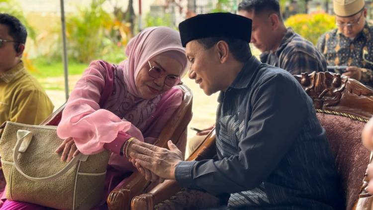 Syamsir Djafar Kiayi Hadiri Halal bi halal Keluarga Besar Uloli Serumpun, Tekankan Pentingnya Silaturahmi