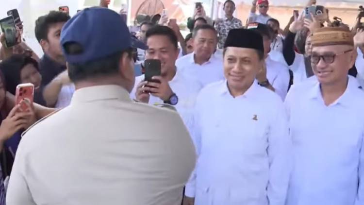 Prabowo Subianto Tinjau Langsung Gorontalo, Warga Sambut dengan Antusias