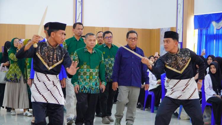 UMGO Buka PKKMB 2026, Budaya Gorontalo Jadi Bagian Penyambutan